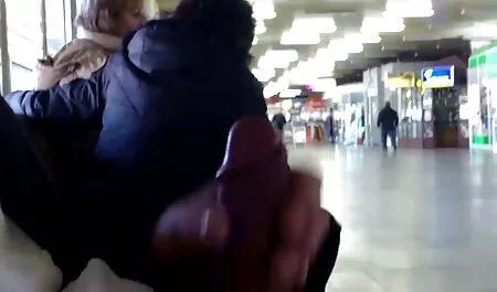 رجل ذو شعر بني ، هذا صحيح. مواقع جنس مترجمه