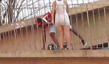 شقراء ، الفضة ، واللباس أحدث افلام سكس مترجم لإنقاذ.