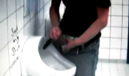 الرجل كان يلعق افلام سكس مترجم تبادل زوجات مؤخرتي