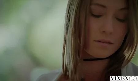 شقراء افلام سكس مترجم امهات صغيرة.