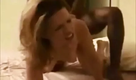 إصبعين في المؤخرة افلام جنس مترجم