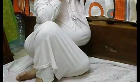 شعر فتاة. روابط افلام سكس مترجم