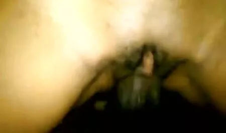 أراد عضوا في افلام سكس عنيف مترجم المهبل.