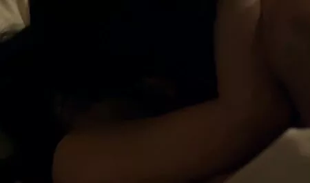 الدجاج مخبأة افلام سكس اجنبى مترجم في مرحاض.