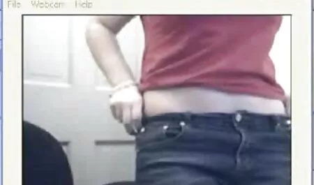 فتاة افلام سكس كامله مترجم تلصق واحدة في مهبلها.
