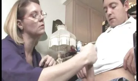 يظهر الجسم في المدلى افلام سكس مترجمة كلاسيكية بها.