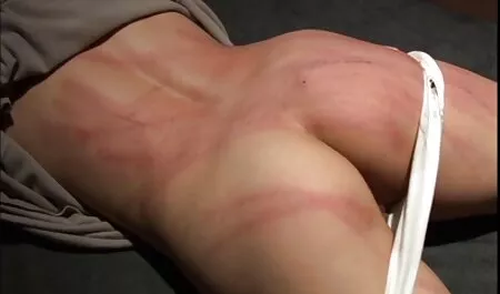 الحطاب قبعة الحطاب افلام سكس مترجم روعه على أريكة.