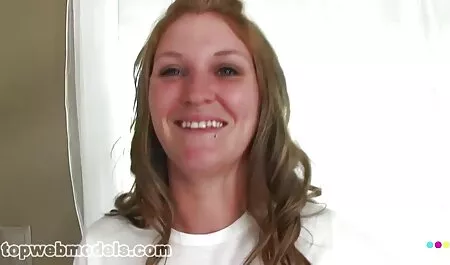 ناضجة في اللباس الأحمر افضل افلام سكس مترجم استمناء.