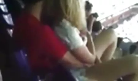 أمي افلام جنس مترجمه عربي تعلم ابنتها لجعل الحب.