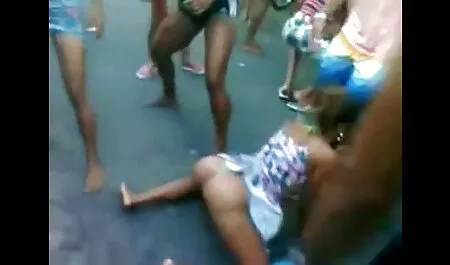 أنا أحب الجنس مع أصدقاء أمي افلام اجنبى سكس مترجم في الفم.