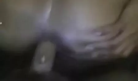 الحيوانات افلام سكس عنيف مترجم المنوية القادمة من الكسيس آدامز.