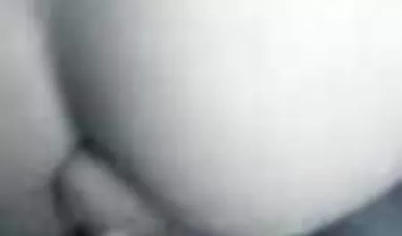 رجل مع قصص جنس مترجمه جورب على رأسه ، فتاة.