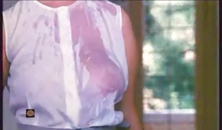 التعامل مع الديك مع اسفنجة. افلام سكس مترجمة كلاسيكية